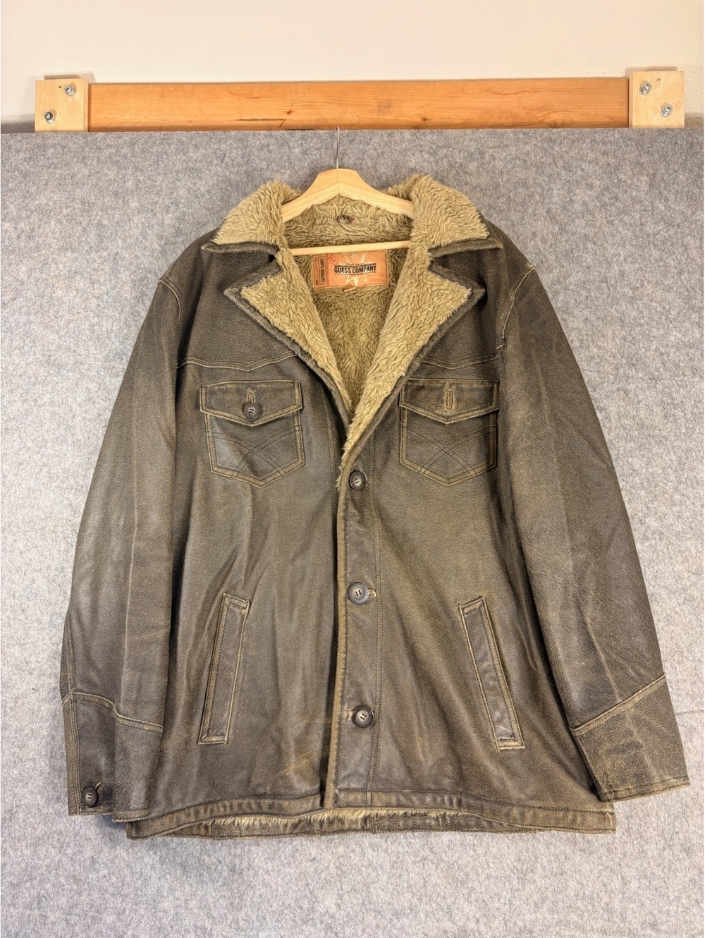 Vintage Guess sherpa lined jacket size large